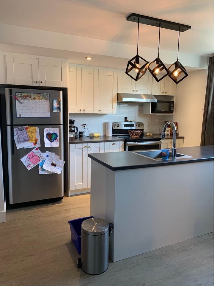 Maison de ville familiale – Laval – photo 2