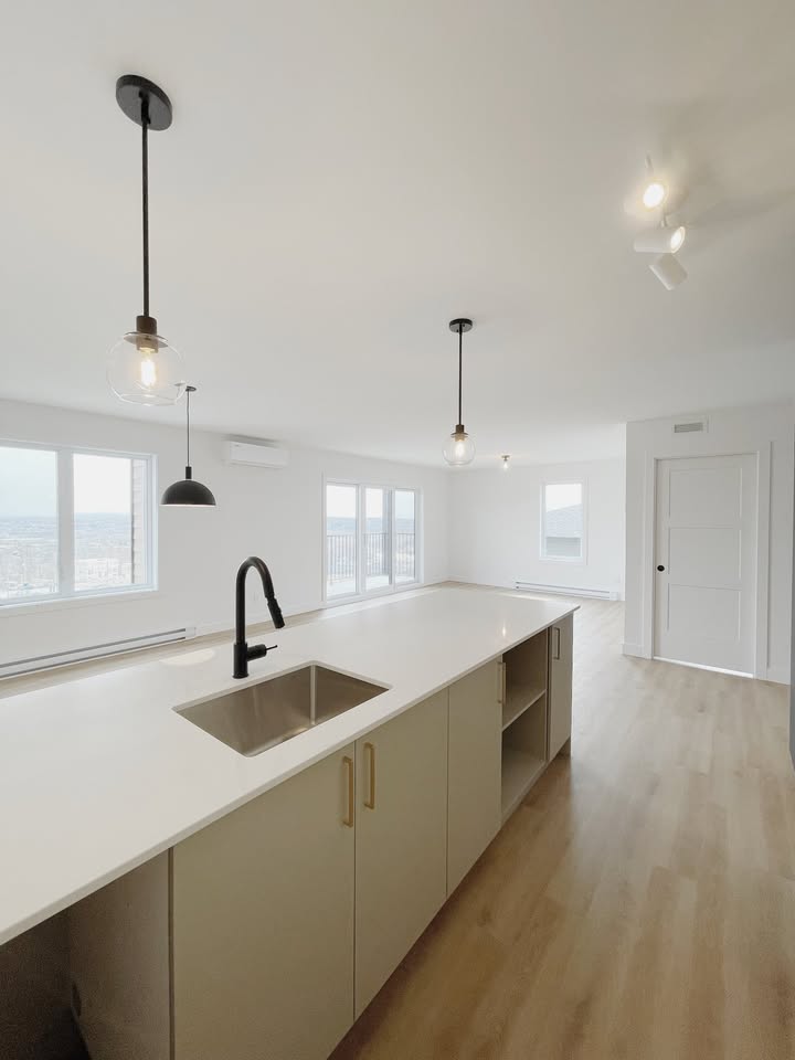 Appartement neuf 4 ½ – Vieux-Port – photo 1